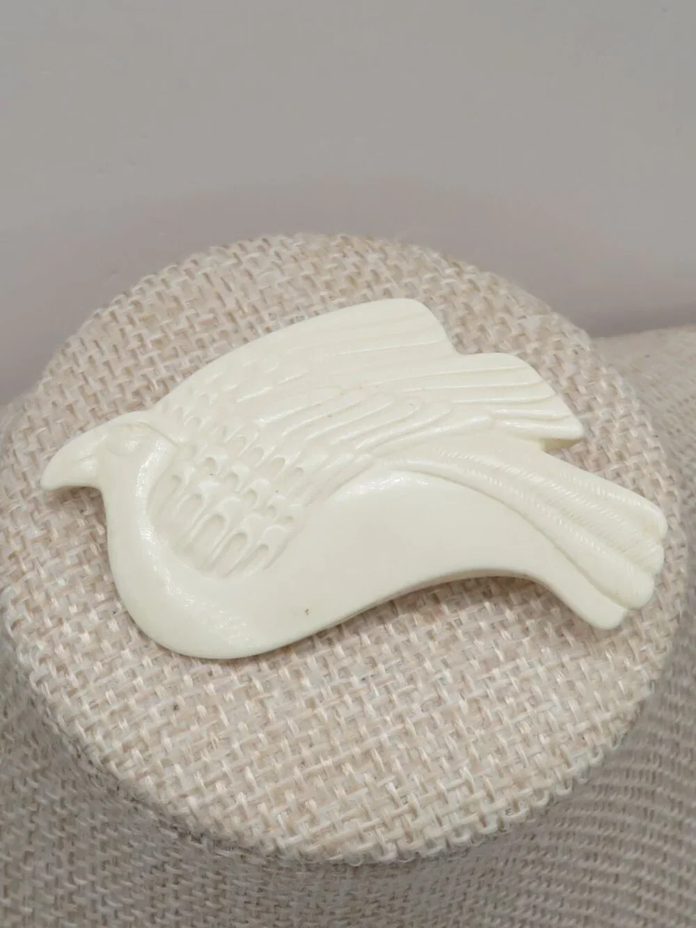 Vintage Laurel Burch Snow Dove Bird Resin Brooch